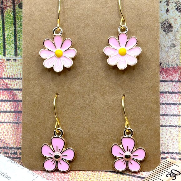 Jewelry - New 2 Bundle Lot Gold Pretty in Pink Enamel Flower Earrings Pierced